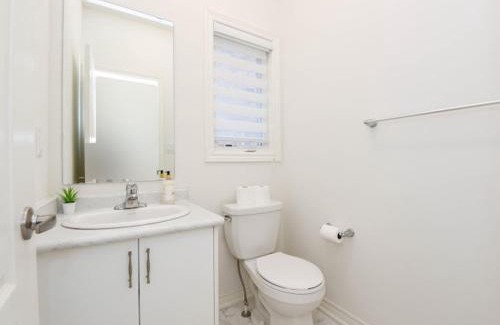 Watertown Appartement | Stylish Home in Waterdown