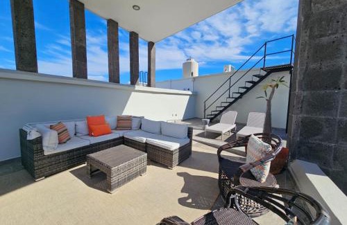 Downtown Mazatlan Maison | Stylish Home with Roof-Top Patio - Historic Centre