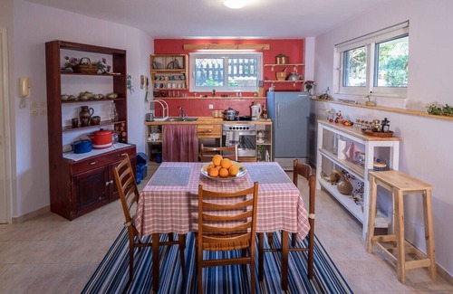 Patras Maison | Maison élégante près du port - Patra, Paralia