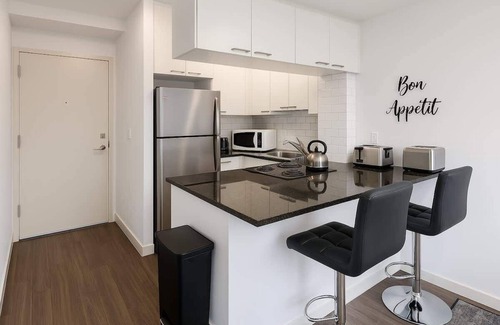 Indian Village Appartement | Stylish HydePark Studio Retreat
