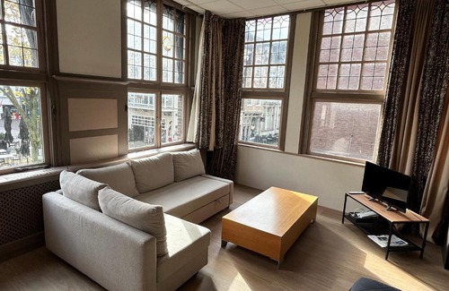 Dordrecht Appartement | Stylish independent Studio S1, City Centre Dordrecht