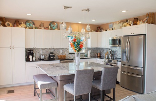 Kerr Townsley Port Orange Maison | Stylish Intercoastal Blue Bungalow -3 min to Daytona Beach