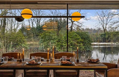 Stekene Maison | Stylish lakehouse in idyllic, private green scenery