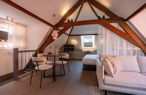 Koningsplein Appartement | Stylish loft Den Haag - The King Swiete - Between city center & the beach - The Swiete