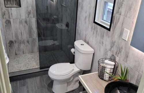 Alden Manor Appartement | Stylish Luxe Apartment