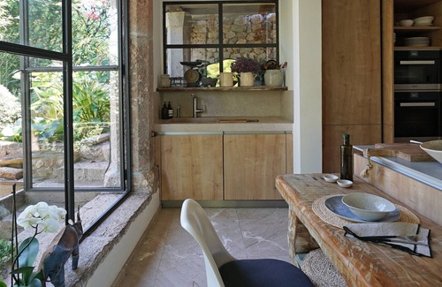 Biniaraix Maison | manoir élégant dans un cadre enchanteur jardin à Biniaraix pour 10 personnes