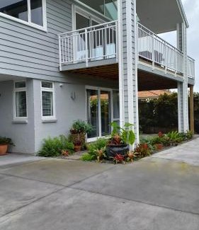 Tauranga Appartement | Stylish Matua Apartment