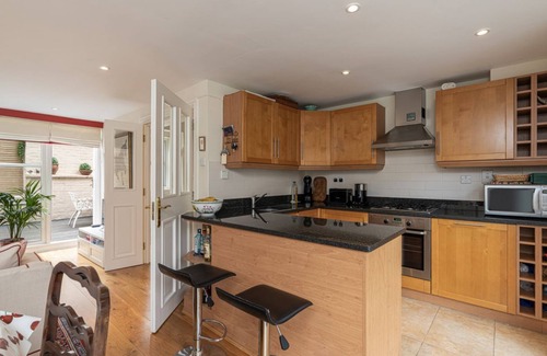 East Putney Maison | Lovely 2bed house in Wandsworth w/ backyard patio