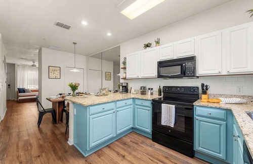 Gainesville Copropriété | Stylish 🌸 Modern Farmhouse Boutique- 2BD Condo