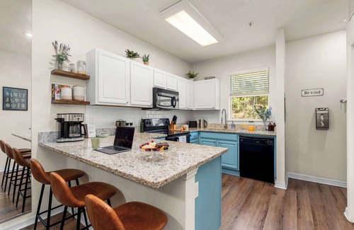 Gainesville Copropriété | Stylish 🌸 Modern Farmhouse Boutique- 2BD Condo