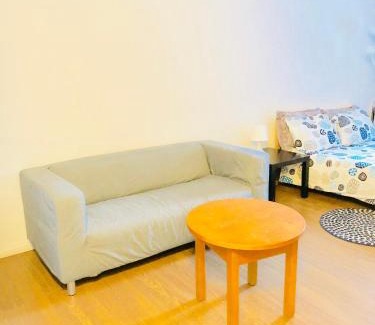Downtown Montreal Appartement | Stylish Montreal Apartment: Comfortable Stay in the Golden Square Mile
