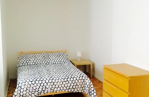 Downtown Montreal Appartement | Stylish Montreal Apartment Comfortable Stay in the Golden Square Mile