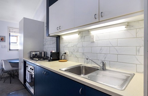 New Farm Appartement | Stylish New Farm Studio Near Cafes & River