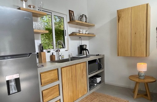 Cuajiniquil Maison | Stylish, New One-Bedroom Casita Close to the Beach and Great Surf Break