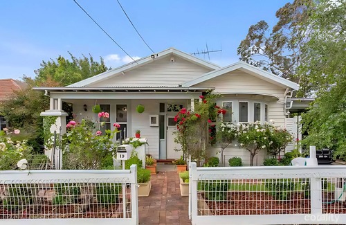 Coburg Maison | Stylish Retreat in the Heart of Coburg