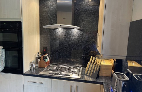 Dumfries Appartement | Stylish Riverside Apartment set in a beautiful popular park.