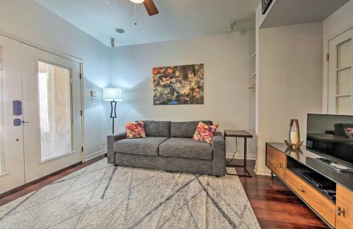 Alta Vista Appartement | Stylish San Antonio Apt with Patio Near River Walk!