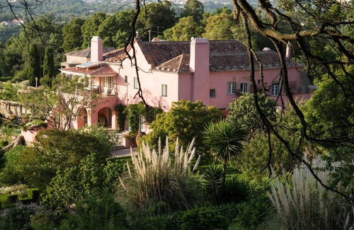 Monserrate Villa | Villas adjacentes élégantes et isolées avec piscines, beaux jardins et vues,