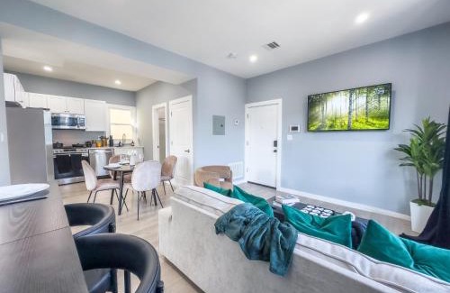 Harrison Appartement | Stylish Secret, 1 FREE Parking, Sleeps 8, Walk to train and Red Bull Arena, 20 Percent OFF