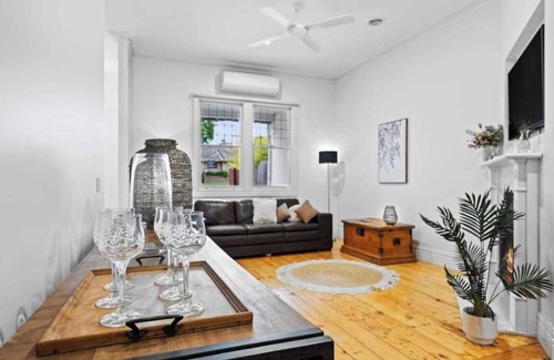 Soldiers Hill Maison | Stylish Soldiers Hill Retreat