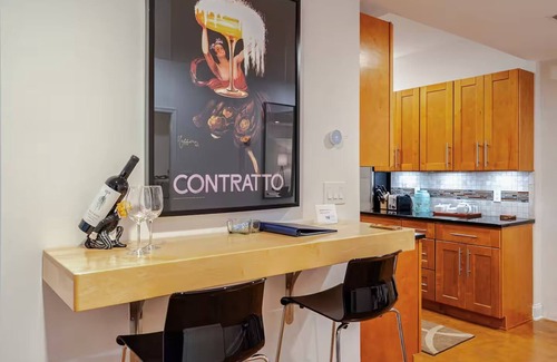 Bethesda Maison | Stylish Spacious Greentree Apartment