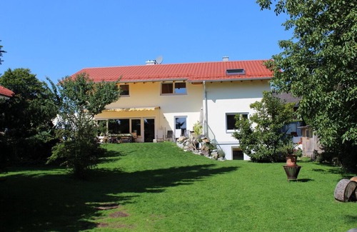 Gilching Appartement | Stylish, spacious vacation apartment in Fünfseenland
