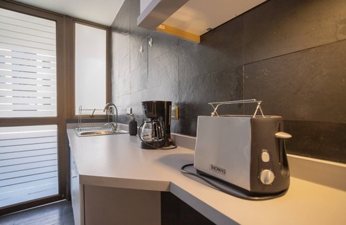 El Golf Appartement | Stylish stays adjacent to Costanera Center