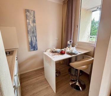 Nordwest Appartement | Stylish studio apartment with beautiful terrace near Audi