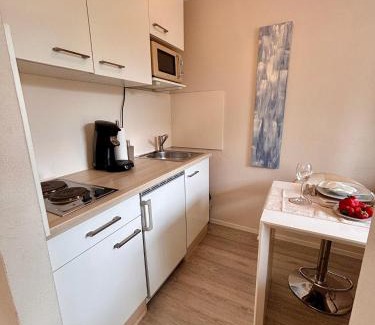Nordwest Appartement | Stylish studio apartment with beautiful terrace near Audi
