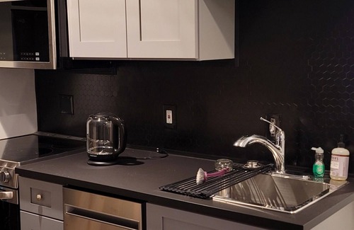 West Hyattsville Appartement | Stylish Studio in Amazing Takoma Park -7 minutes walk to Takoma Metro