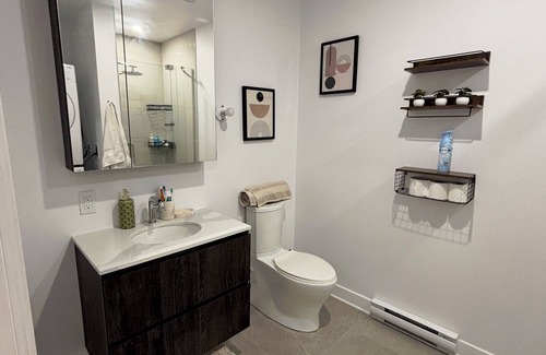 Griffintown Copropriété | Stylish Studio on the 24th floor in Griffintown