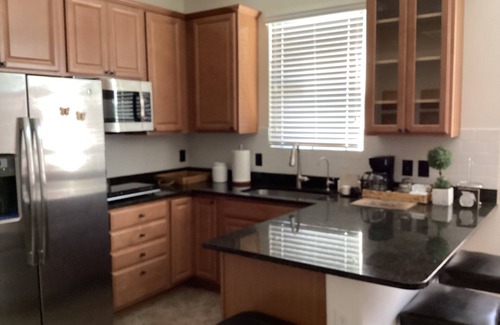 Tucson Appartement | Stylish studio with kitchenette, Private entry. Fast Wi-Fi. & Near to hospitals,