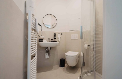 Celle Appartement | Stylish Suite in Celle - Perfect for Business Travelers with Free Parking