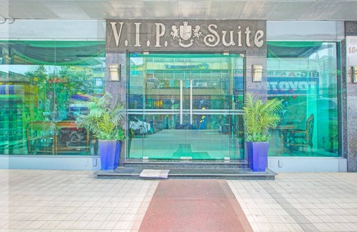 Pio del Pilar Maison | Stylish Superior Suite Stay – Townhouse VIP Suite