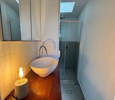 Redfern Appartement | Stylish Terrace with Garden Hideaway
