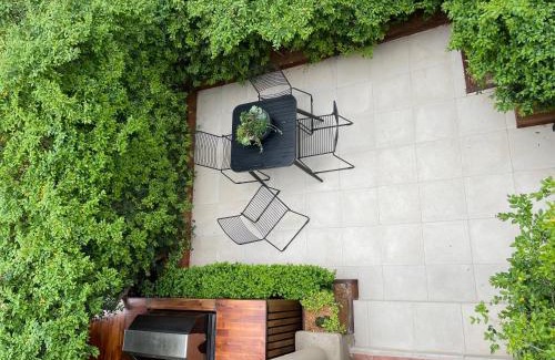 St Kilda Maison | Stylish Townhouse in Melbourne's Playground