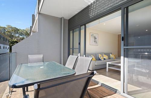 North Batemans Bay Appartement | Stylish Tri-Level Townhouse with Water Views