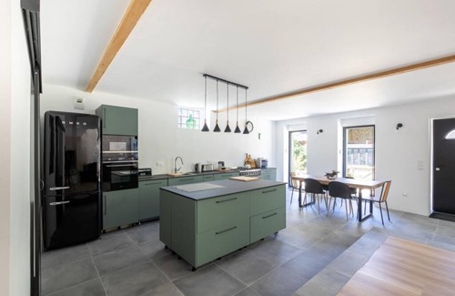 Ranton Appartement | Grande maison contemporaine 160 m² et jardin privatif de 700 m²