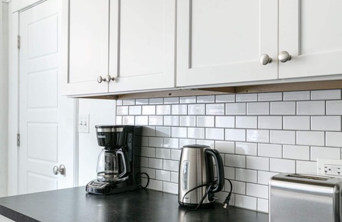 Wrigleyville Appartement | Stylish Two Bedroom - A block from Wrigley Field