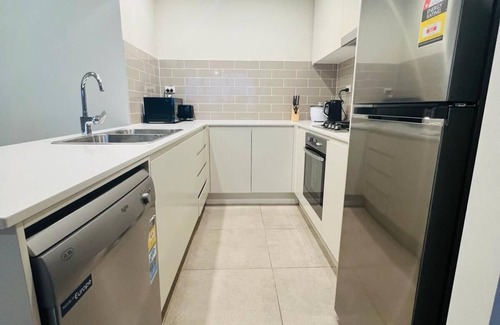 Burwood Appartement | Stylish Two Bedroom Apartment Burwood Sydney close to everything, Free parking