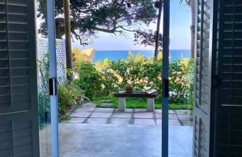 Selection Beach Appartement | Stylish Umdloti beach flat, pool & sea views