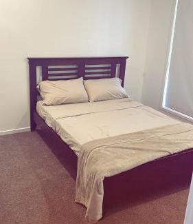 Redbank Plains Maison | Stylish Urban Escape 4 minutes walk to the mall