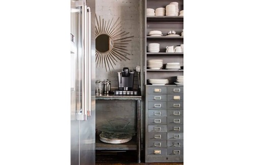 Allegheny-West Appartement | Stylish Vibes in a Renovated Flashlight Factory