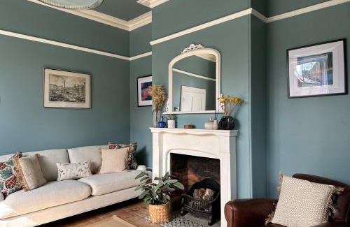 Frome Maison | Stylish Victorian Home - Central Frome
