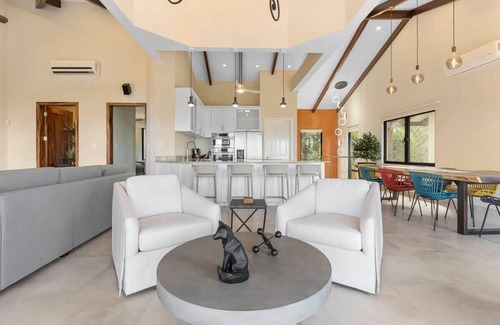 Potrero Copropriété | 3-BD Ocean-View Condo, Walk to Beach