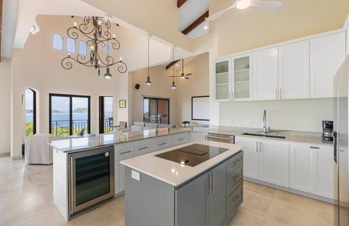 Potrero Copropriété | 3-BD Ocean-View Condo, Walk to Beach