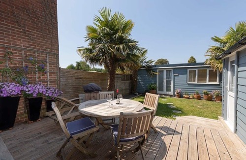 West Ashling Maison | Stylist Split Level 2 Bed with Parking