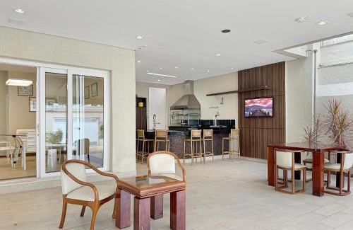 Enseada Appartement | Suíte Piscina e Churrasqueira AC Acesso a Praia