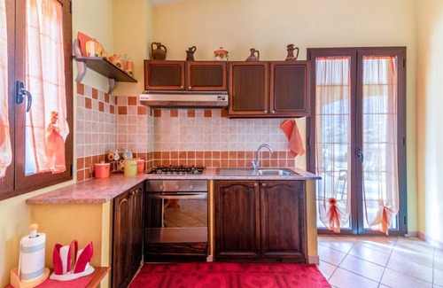Tertenia Appartement | Su Castangiu2, premier étage d'une villa avec piscine et terrain de football à 5