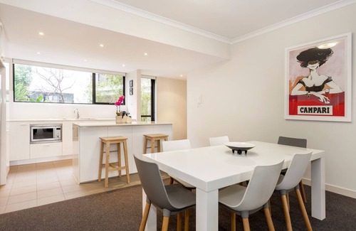Subiaco Appartement | Subiaco Rooftop on Sheen